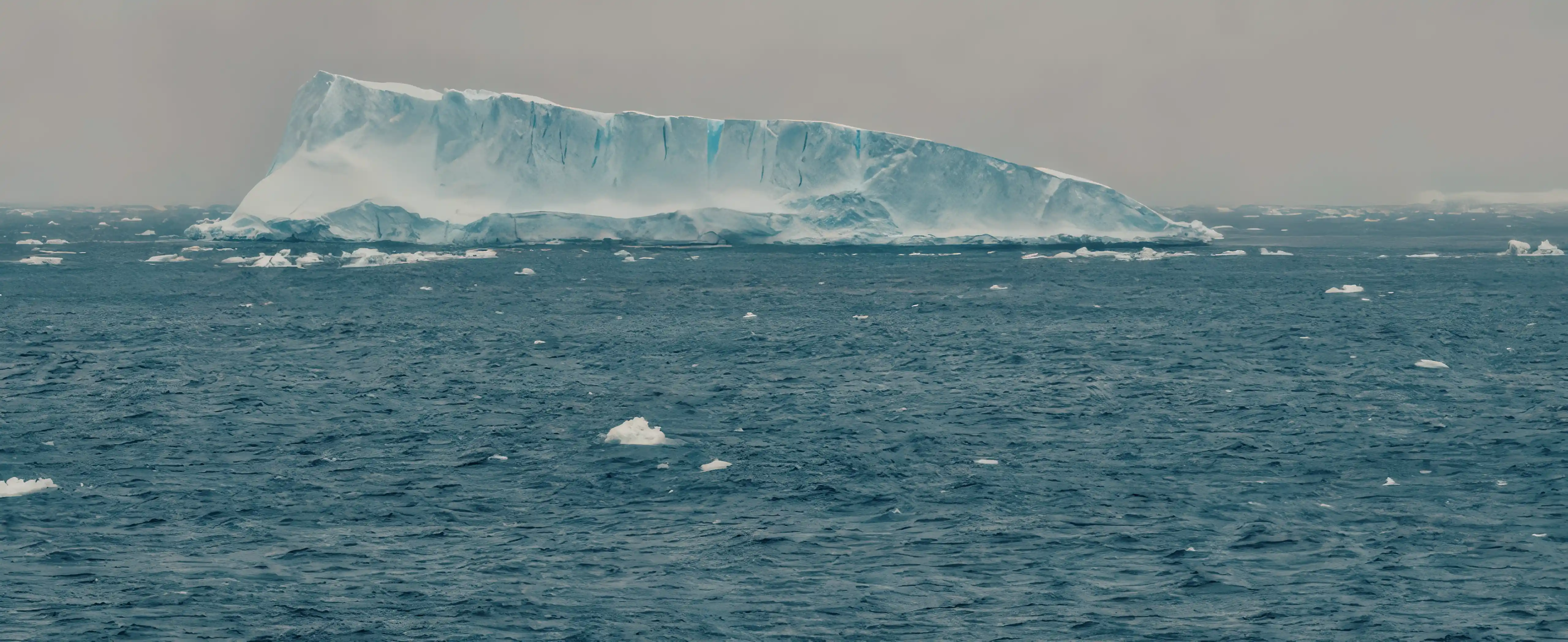 Majesté Glaciale en Antarctique